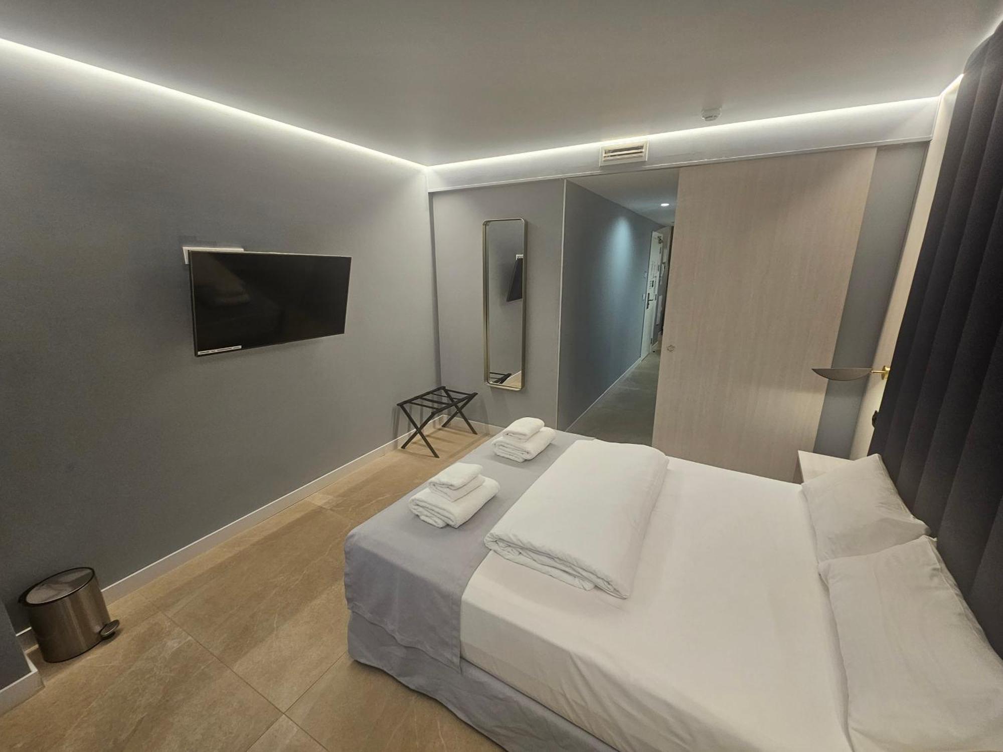 Estrella De Mar - Boutique Aparthotel Бенідорм Екстер'єр фото